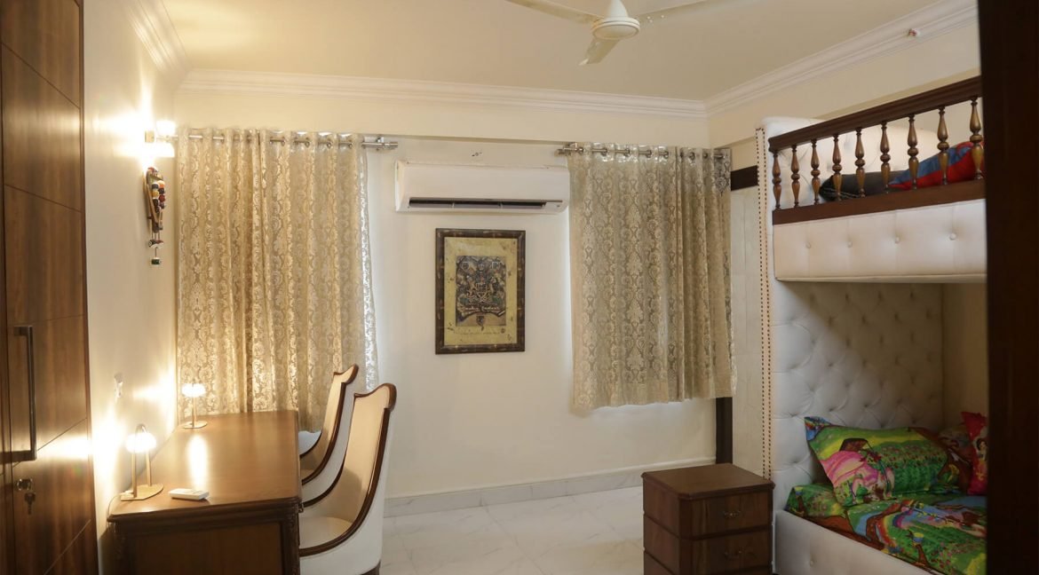 the coronation fs realty13
